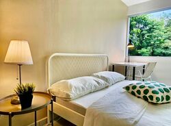Lakeview Estate (D20), Apartment #623348051